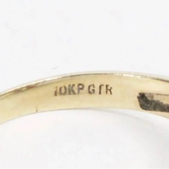 10KP GTR Yellow Gold Garnet w/ Diamond accents Ring Size 8 - Picture 4 of 4